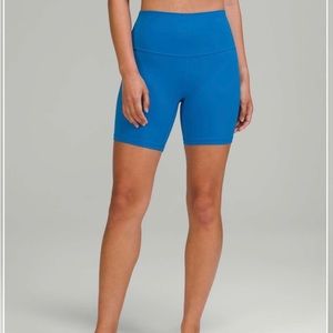 Align 6 in Shorts